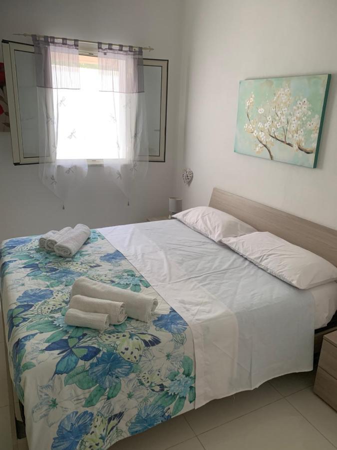 Casa Enza Partanna Mondello Apartment ปาแลร์โม ภายนอก รูปภาพ